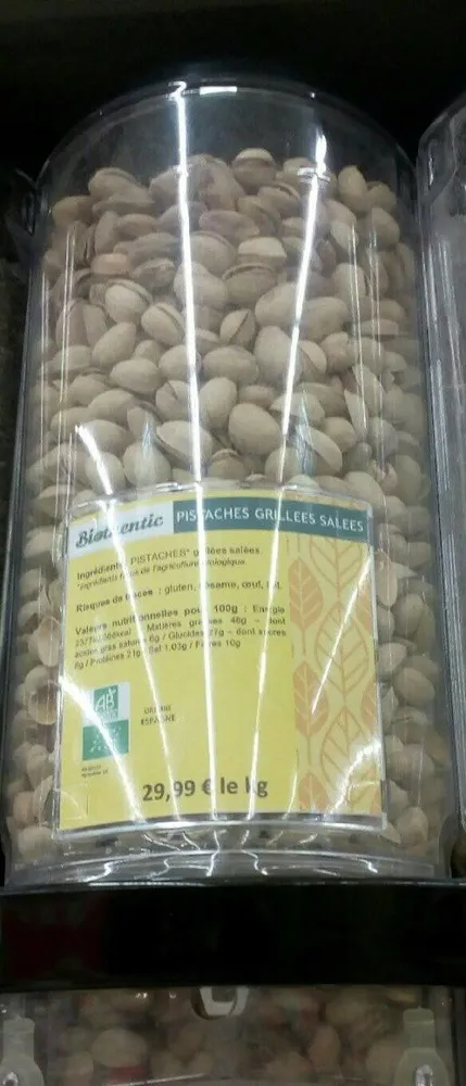 Pistaches grillées salées