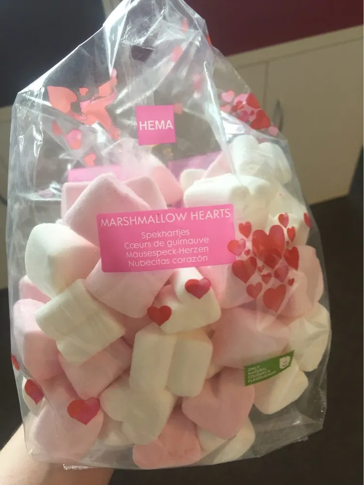 Marshmallows hearts