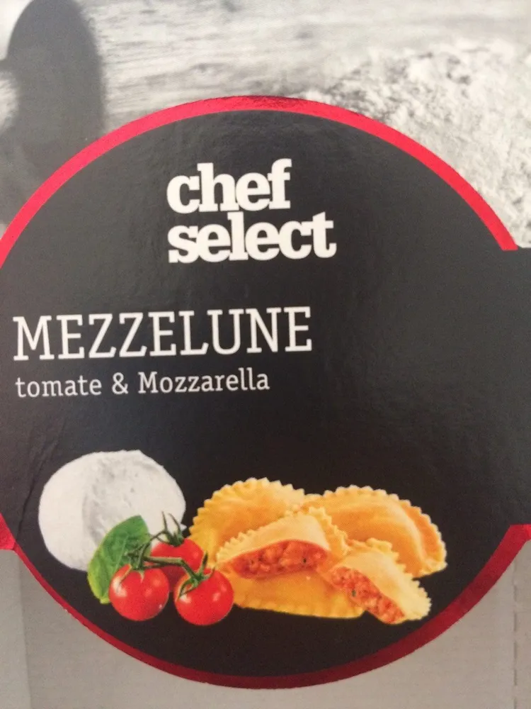 Mezzelune Tomate & Mozzarella