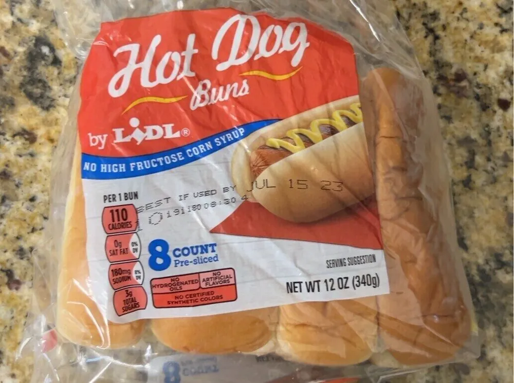Hotdog buns