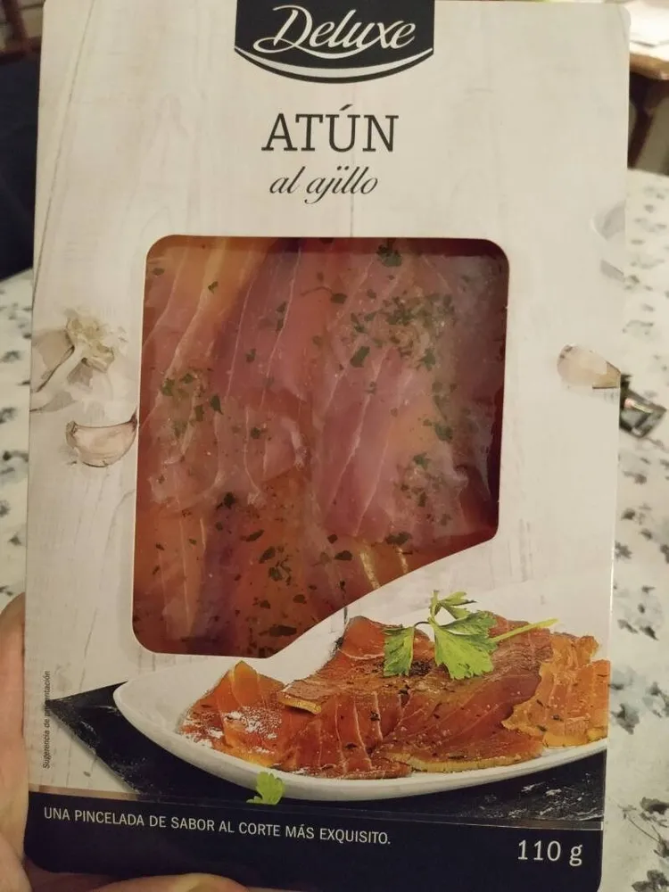 Atun al ajillo