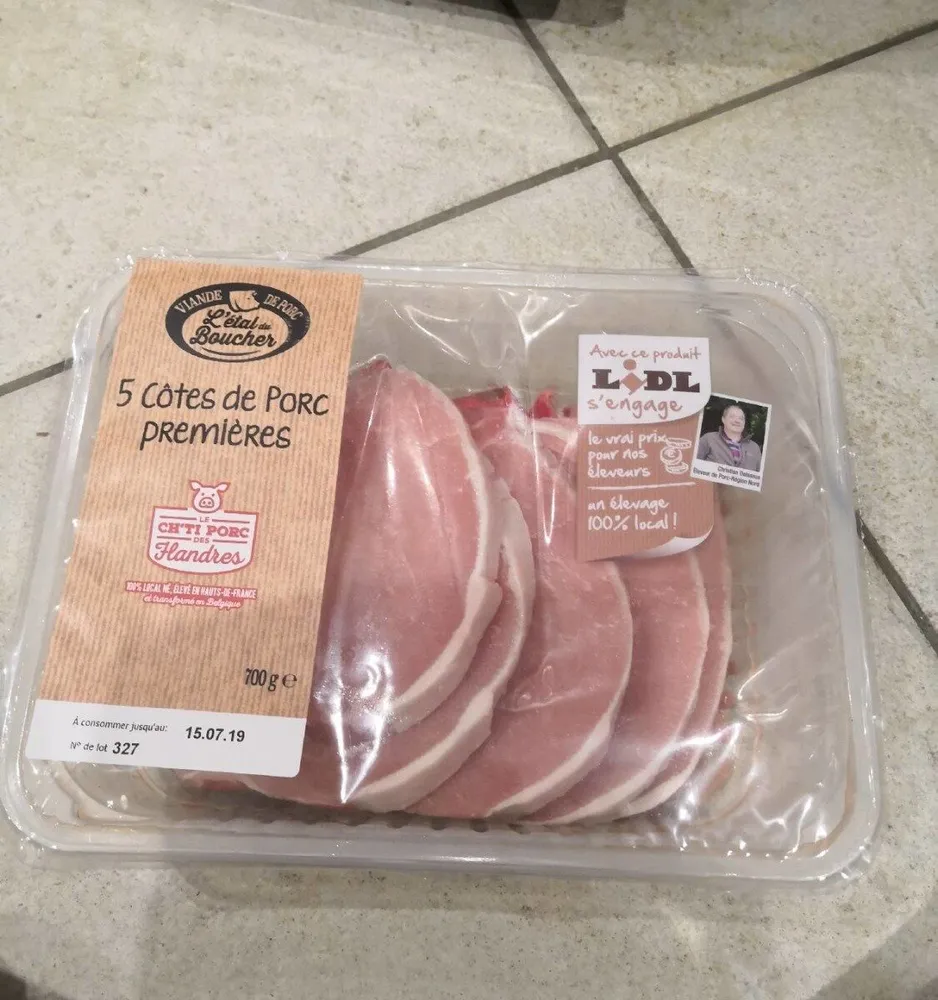 Côtés de porc premières