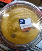 hummus with pumpkin and sesame seeds
