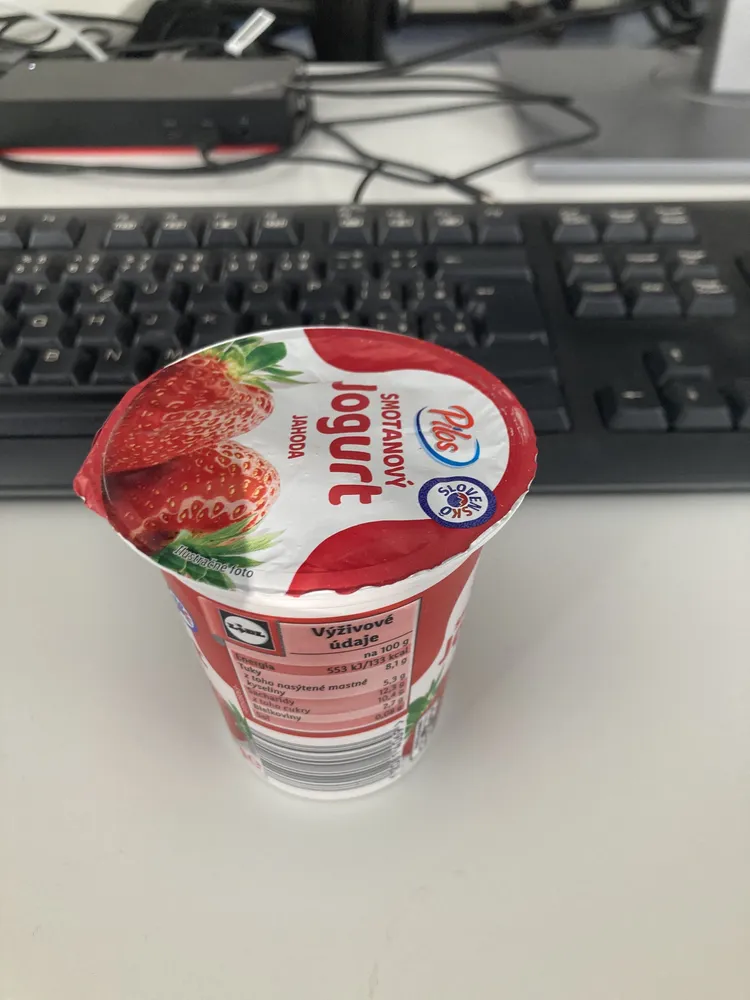SMOTANOVÝ jogurt JAHODA