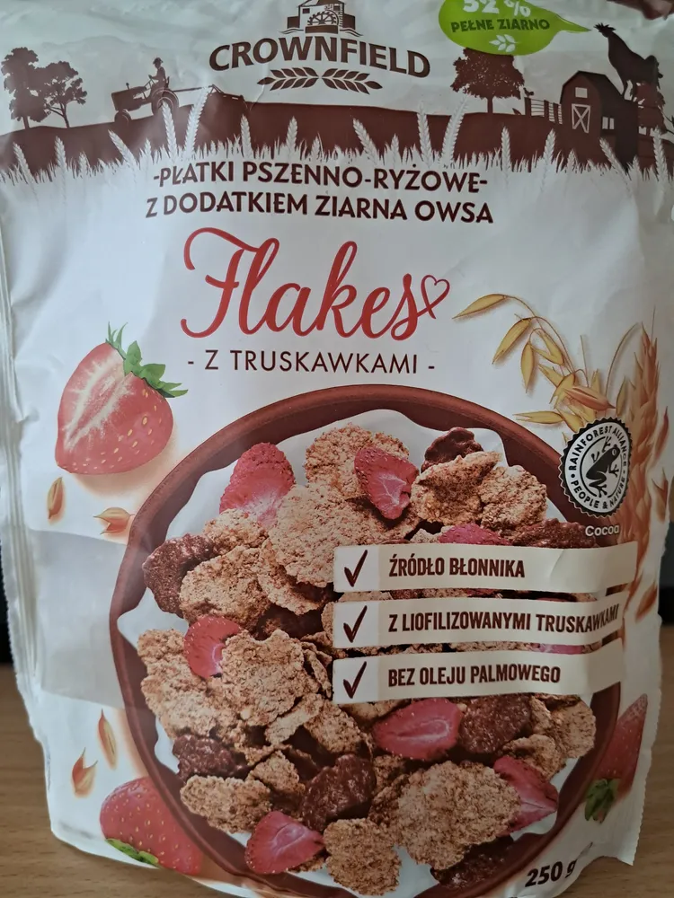 Flakes z truskawkami