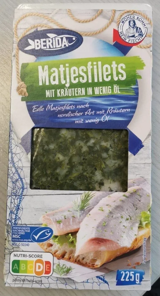 Matjesfilets mit Kräutern in wenig Öl