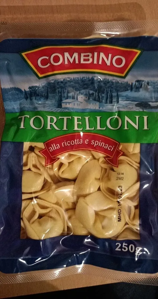 TORTELLONI alla ricotta e spinaci