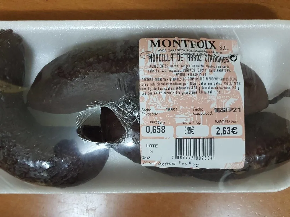 Morcilla de arroz con piñones