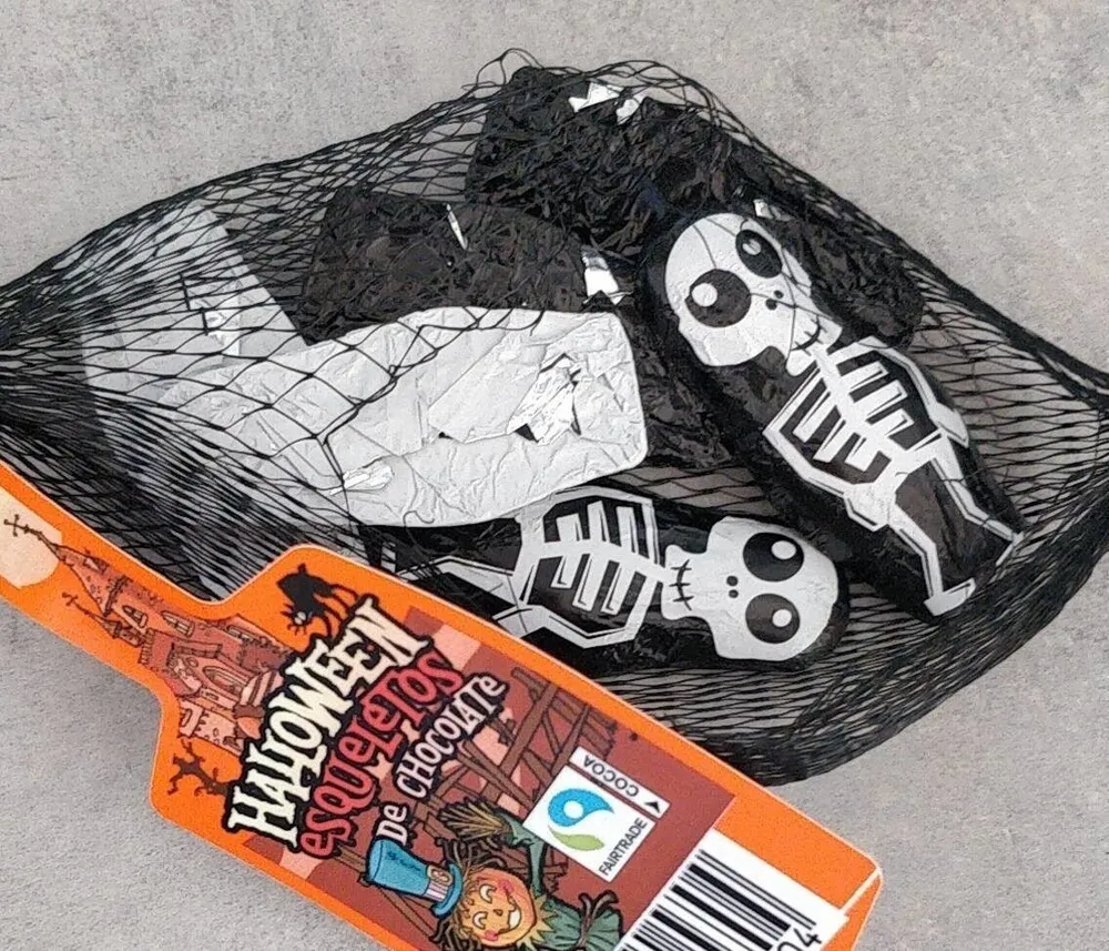 Halloween esqueletos de chocolate