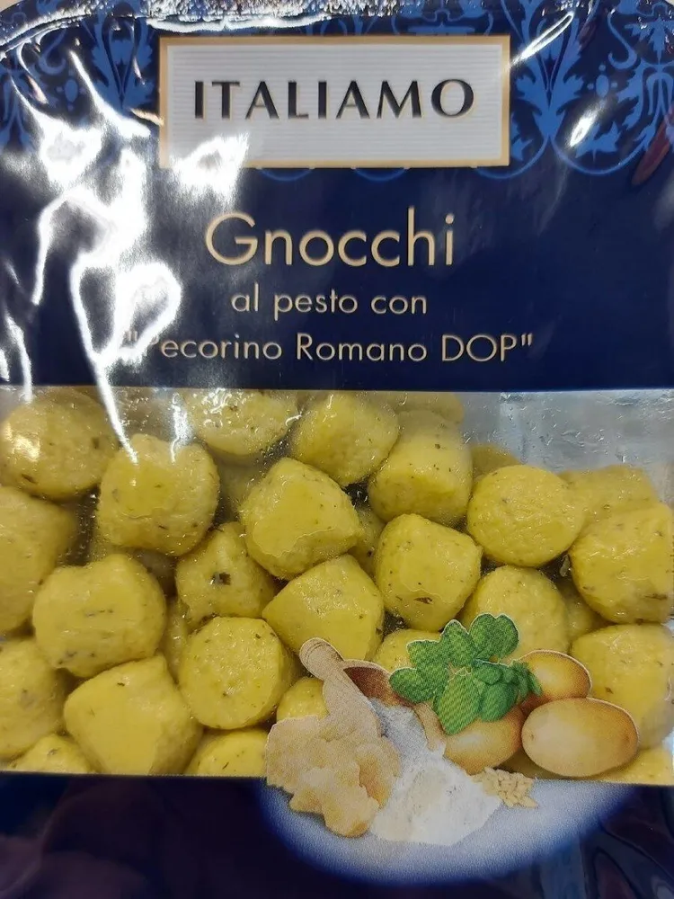 Gnocchi al pesto con pecorino romano DOP