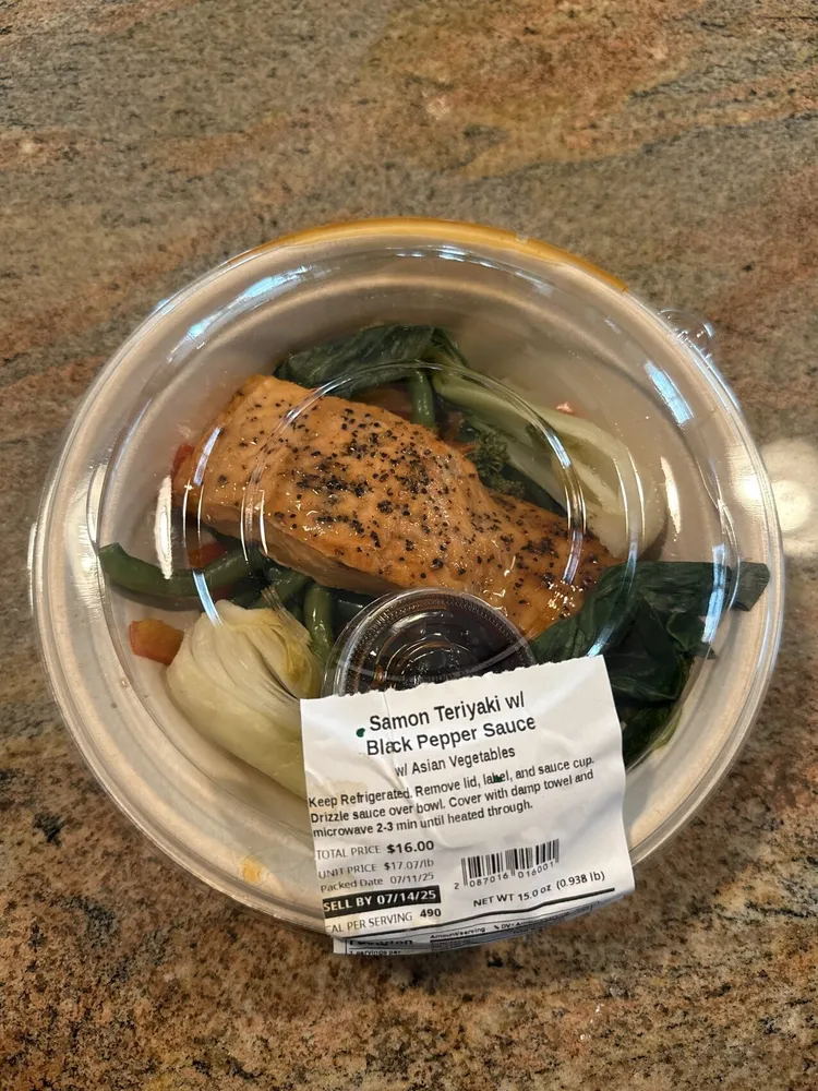 Salmon Teriyaki W/ Black Pepper Sauce W/ Asian Vegetables