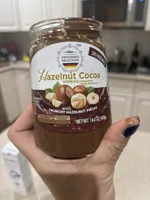 Лешников крем с натрошени лешници и какао