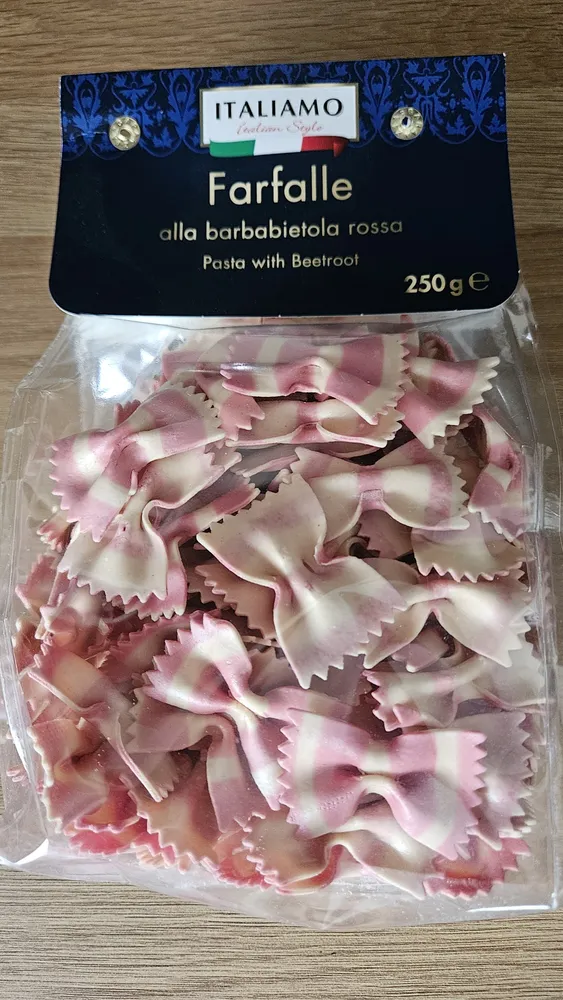 Farfalle alla barbabietola rossa