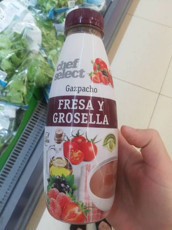 Gazpacho fresa y grosella