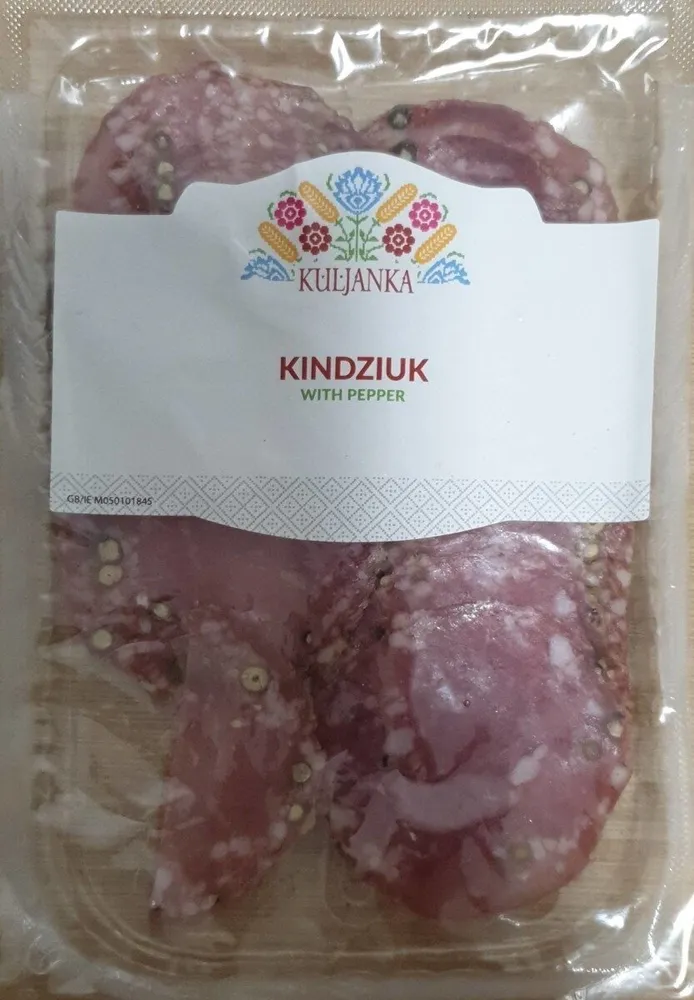 KINDZIUK with paper