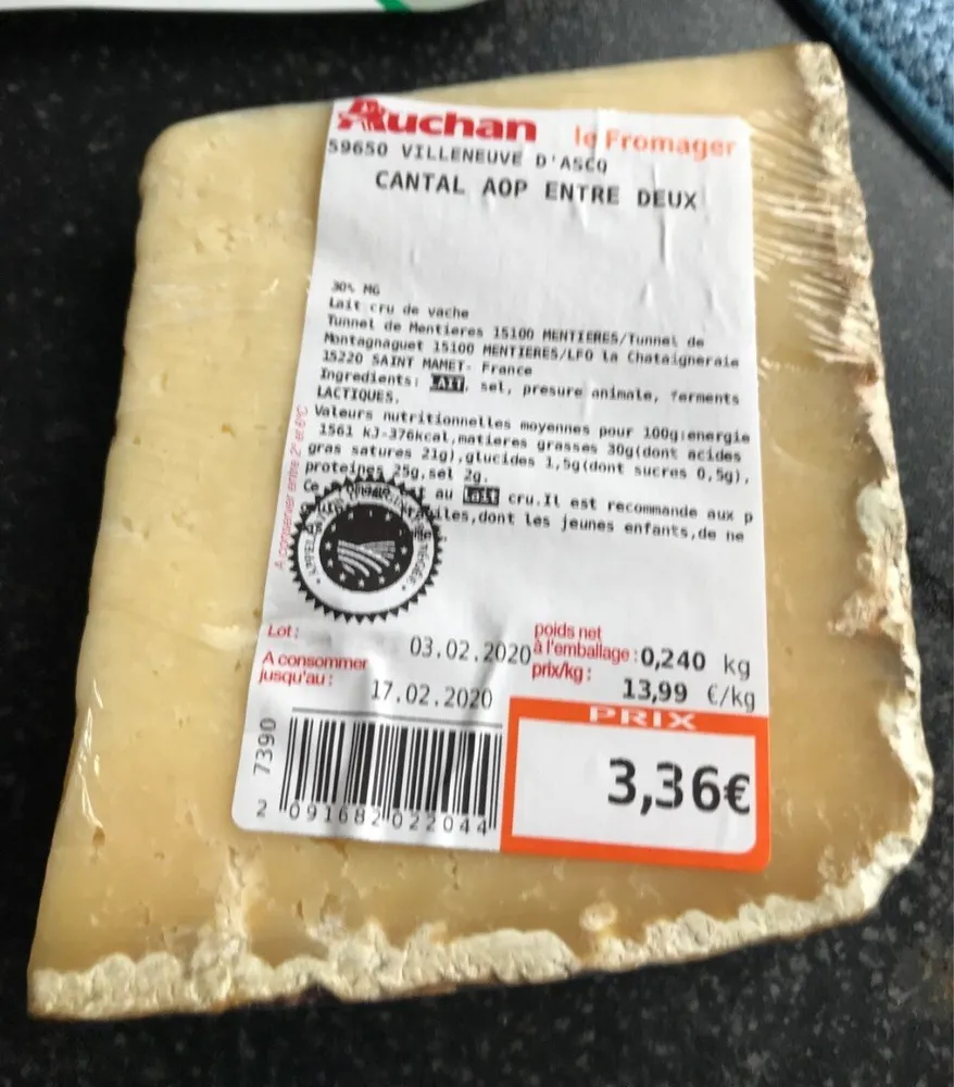 Cantal AOP entre deux