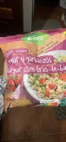 Salteado vegano cuscuz de bulgur y garbanzos