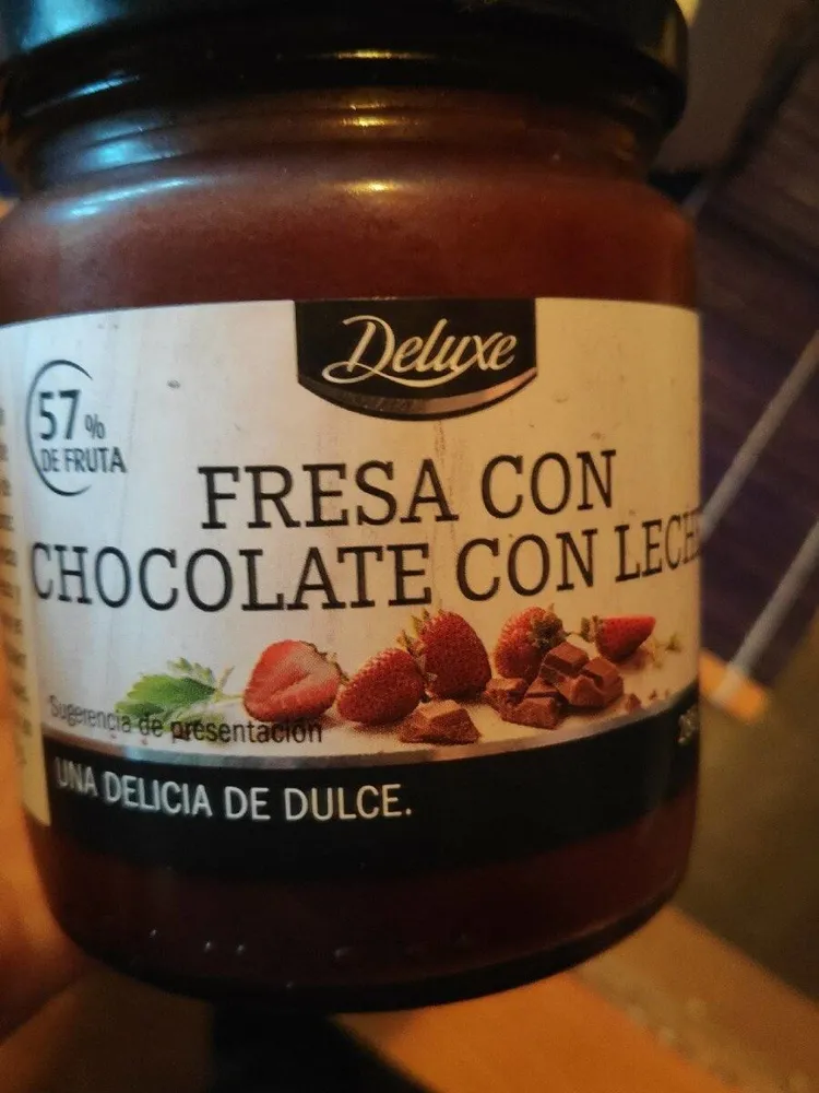 Fresa con chocolate con leche