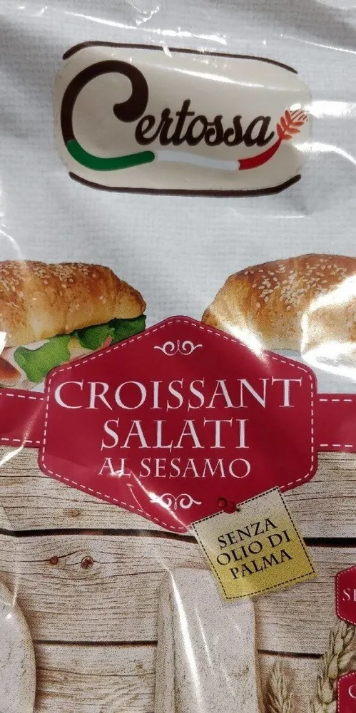 Croissant salati al sesamo