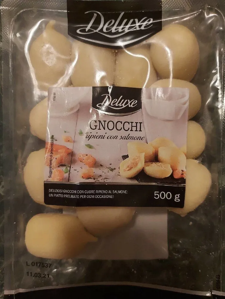 Gnocchi filled with salmon