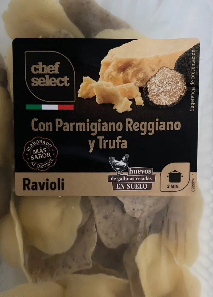 Ravioli con Parmigiano y Trufa