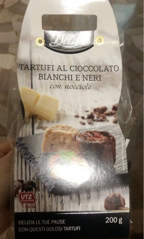 Tartufi al cioccolato bianchi e neri