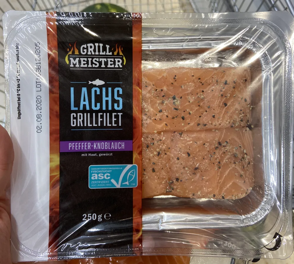 Lachsgrillfilet Pfeffer Knoblauch