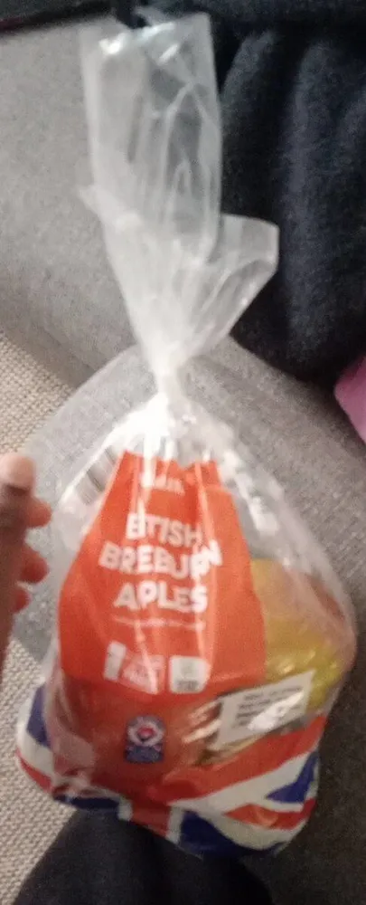 BRITISH BRAEBURN APPLES
