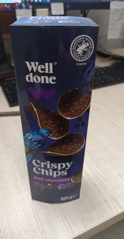 Dark chocolate crisps