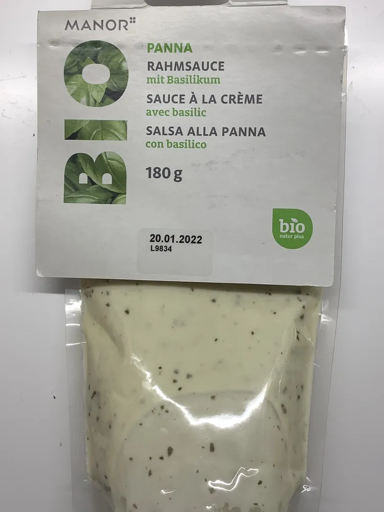 Salsa alla panna, con basilico