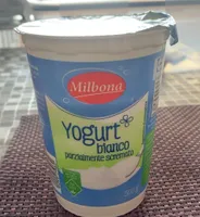 Fettarmer Joghurt mild cremig gerührt