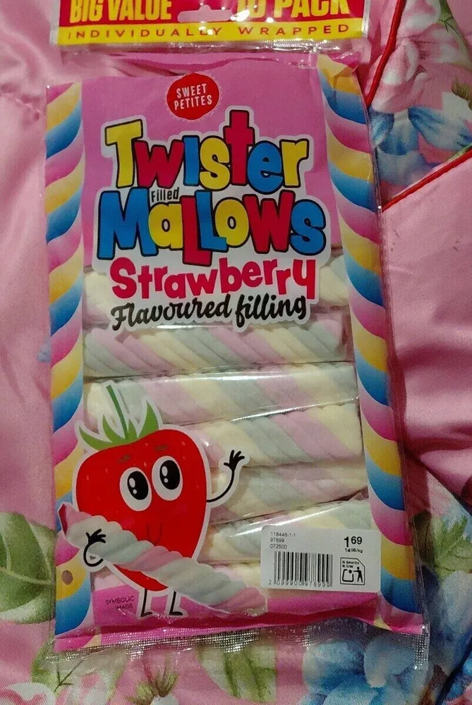 Twister mallows strawbery
