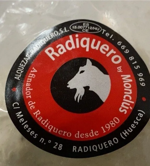Queso Radiquero de trufa cabra