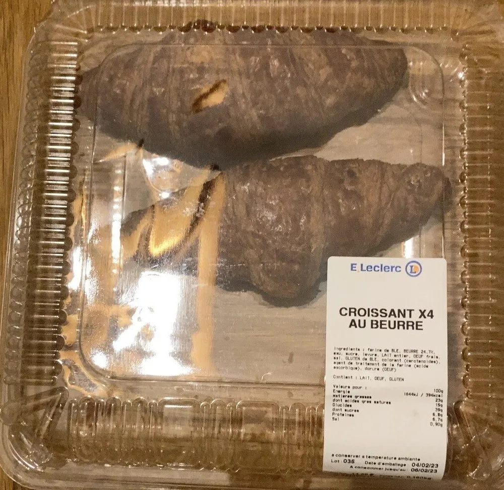 Croissant au beurre