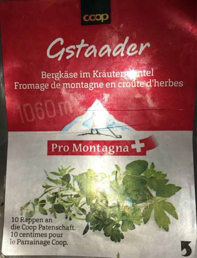 Fromage de montagne en croûte d'herbes Gstaader