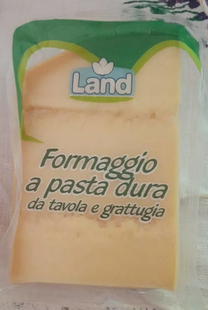 Formaggio a pasta dura