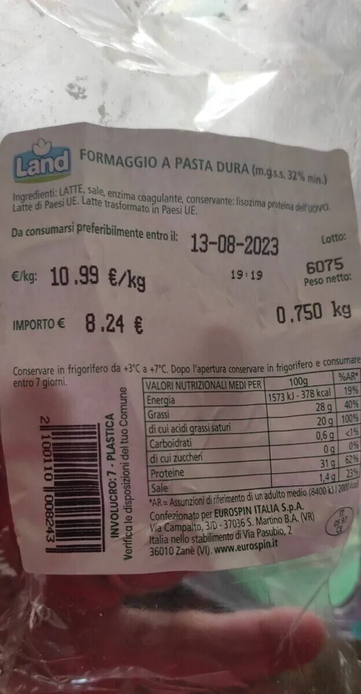 Formaggio a pasta dura
