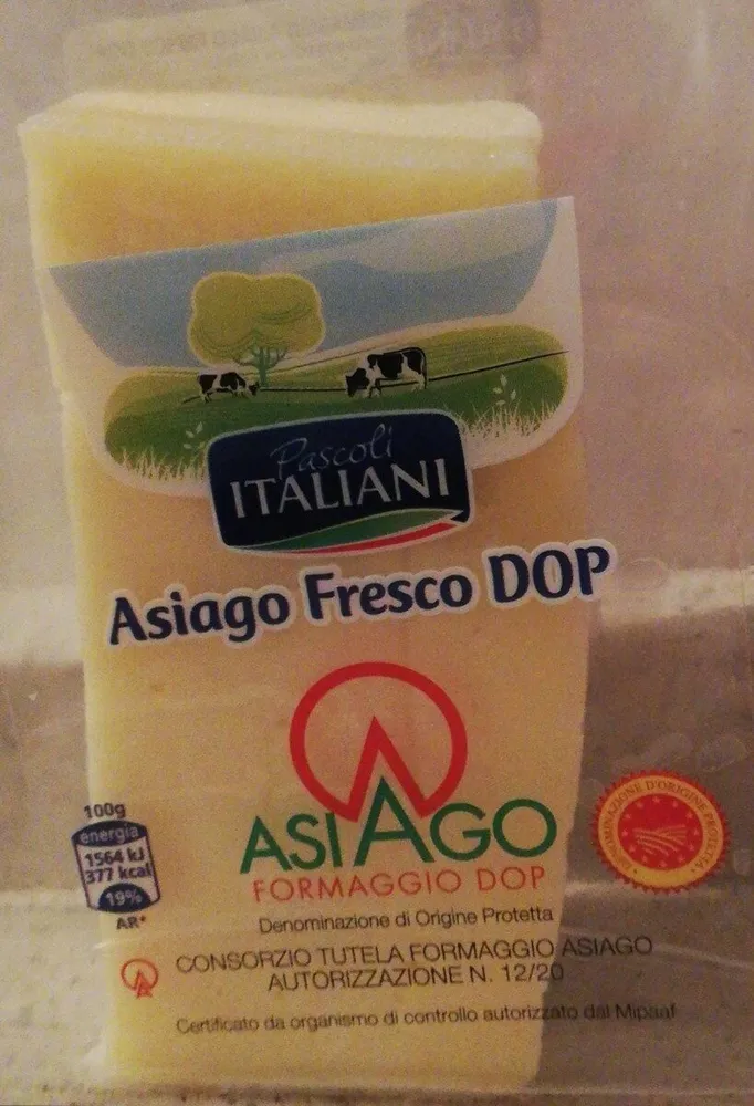 Formaggio Asiago fresco dop