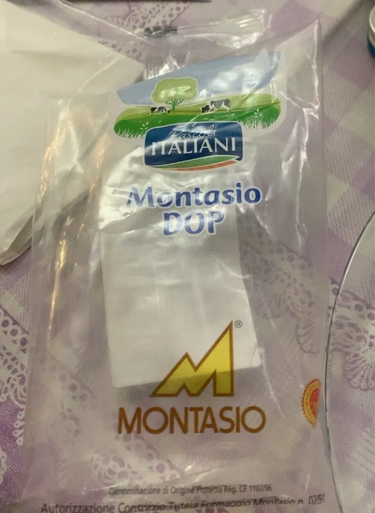 Montasio dop