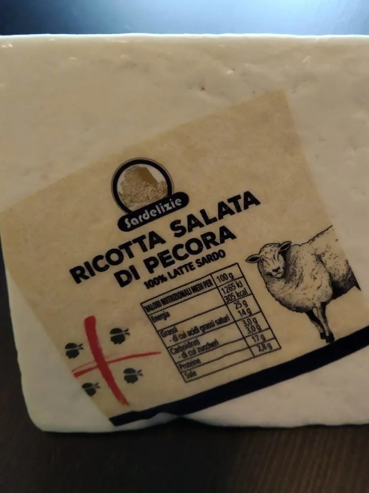 Ricotta salata di pecora