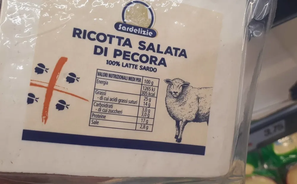 ricotta salata di pecora
