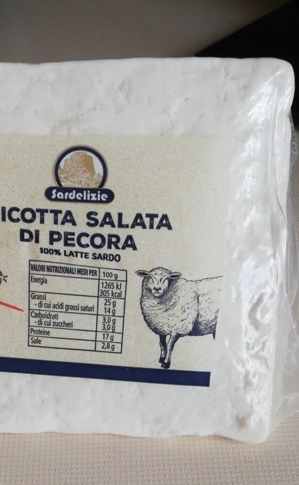Ricotta salata di pecora