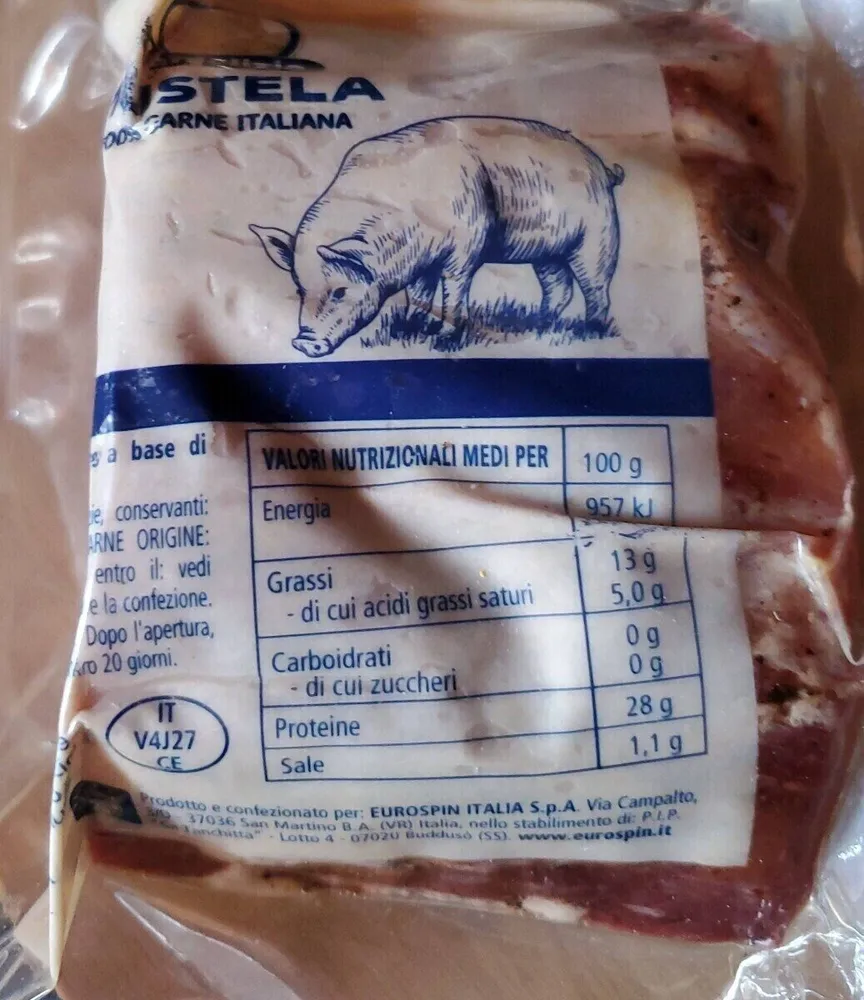Mustela stagionara carne italiana