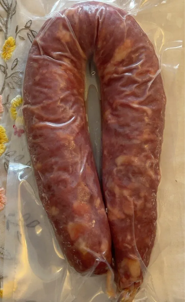 Salsiccia curva sarda