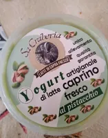 Yogurt naturale di latte caprino fresco al pistacchio