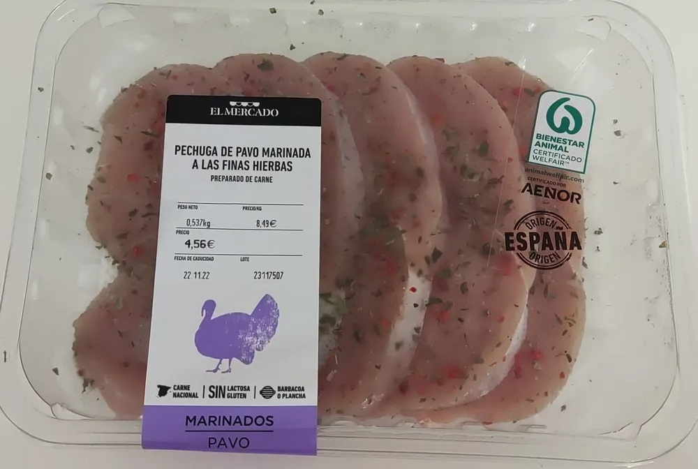 Pechuga de pavo marinada a las finas hiervas