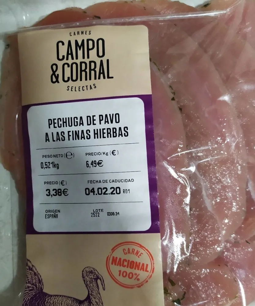 Pechuga de pavo a las finas hierbas