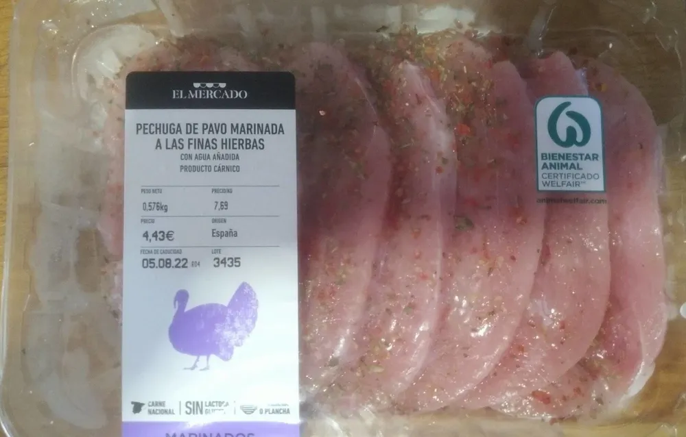 Pechuga de pavo marinada a las finas hierbas