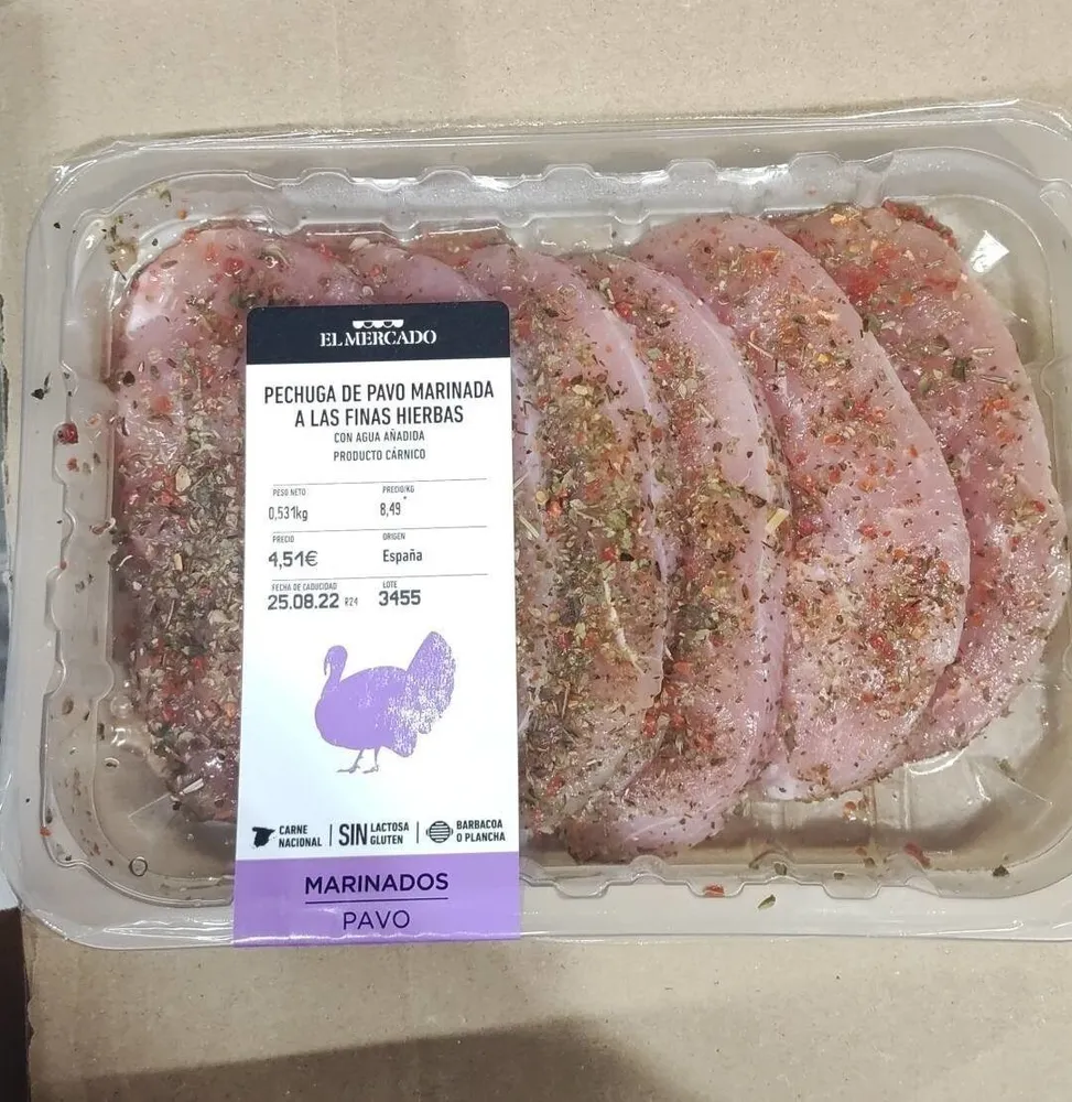 Pechuga de pavo marinada a las finas hierbas
