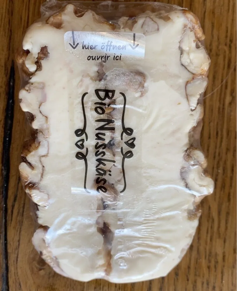 Bio Nusskäse